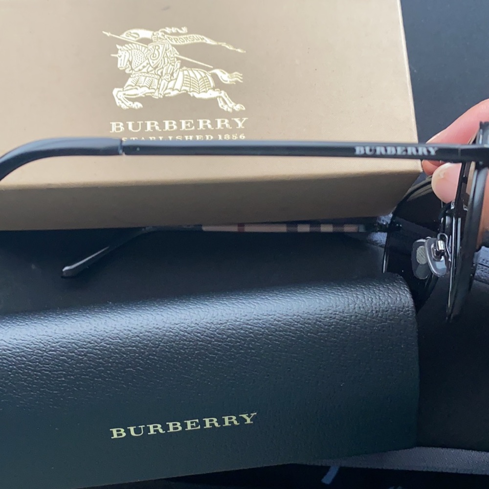 Burberry Sunglasses - Picture 3 of 3